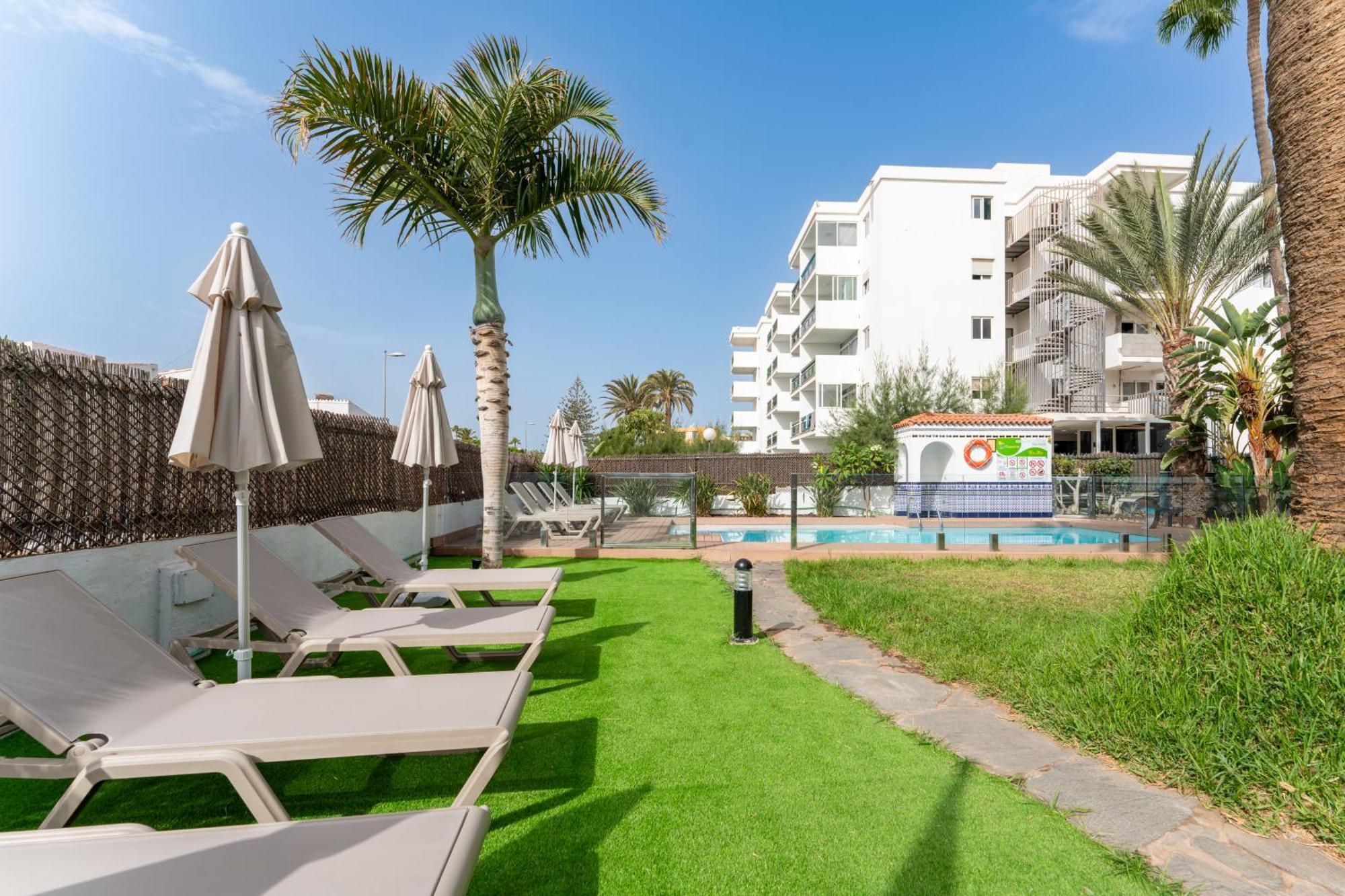 Alsol El Chaparral Aparthotel Плая дел Инглес Екстериор снимка